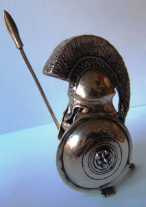 caricatura oplita greco in bronzo massiccio