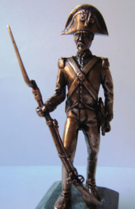 statua carabiniere in riposo del 1812 in bronzo massiccio su base in marmo verde Guatemala